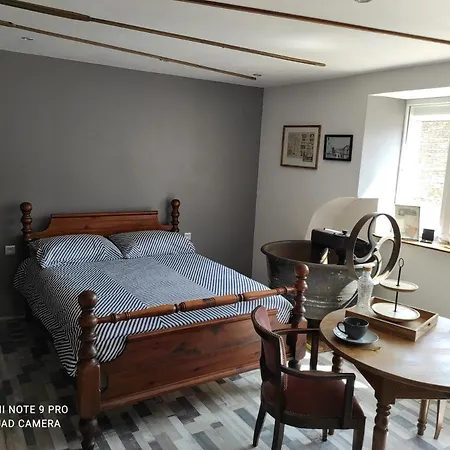 Séjour chez l'habitant Chambre Au Fournil